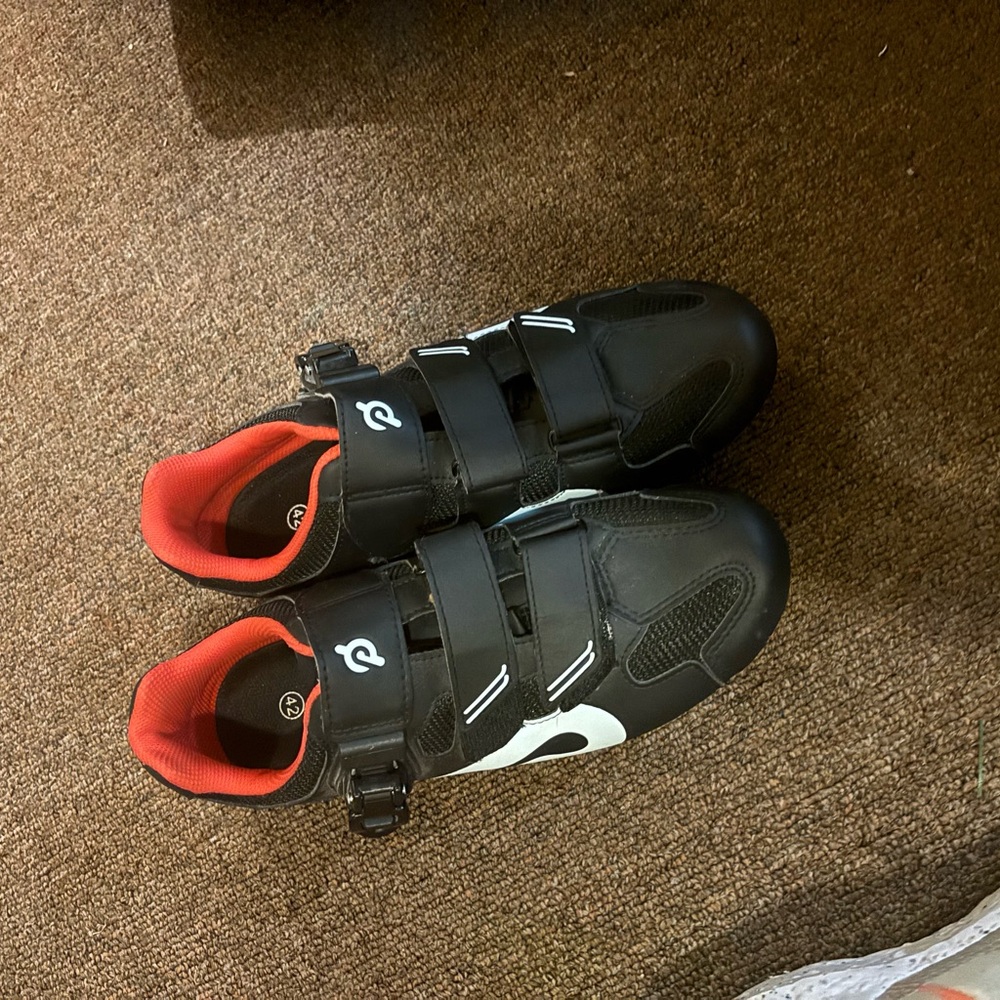 Peloton cleats